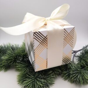 darilna_ skatlica_darilo_denar_sveti_krst